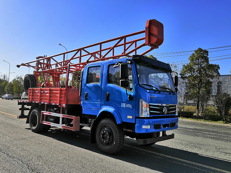 東風(fēng)華神雙排5型汽車(chē)鉆機