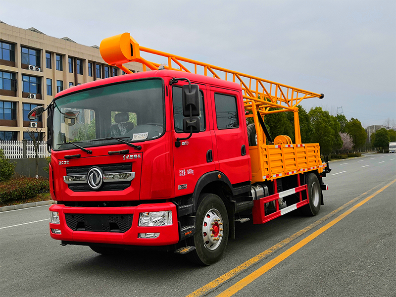 東風(fēng)多利卡雙排3型汽車(chē)鉆機(jī)