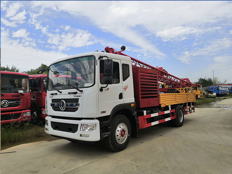 國六多功能汽車(chē)水井鉆機